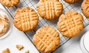 Keto ciastka orzechowe: 3 składniki, pyszne i bez cukru!