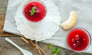 Kisiel z soku: Ile mąki na kubek? Zrób idealny, bez grudek!