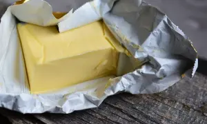 Masło czy margaryna do pieczenia? Klucz do perfekcyjnych wypieków