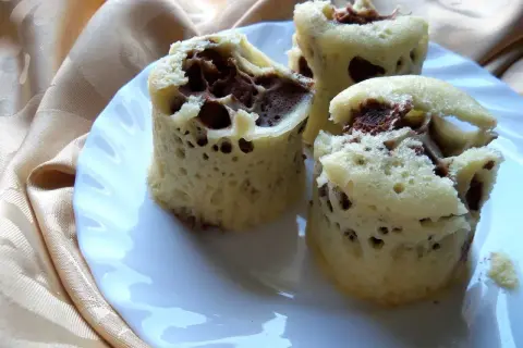 Uratuj czerstwe babeczki! Szybko odśwież je w mikrofalówce