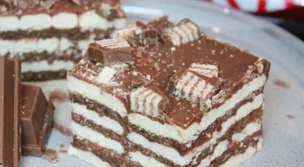 Pyszny przepis na ciasto Kit Kat, które zachwyci każdego smakosza