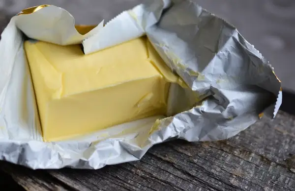 Masło czy margaryna do pieczenia? Klucz do perfekcyjnych wypieków