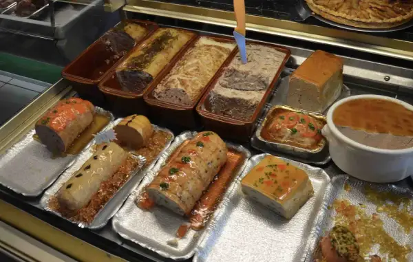 Jak piec pasztet w foremkach aluminiowych, aby uniknąć niepowodzeń